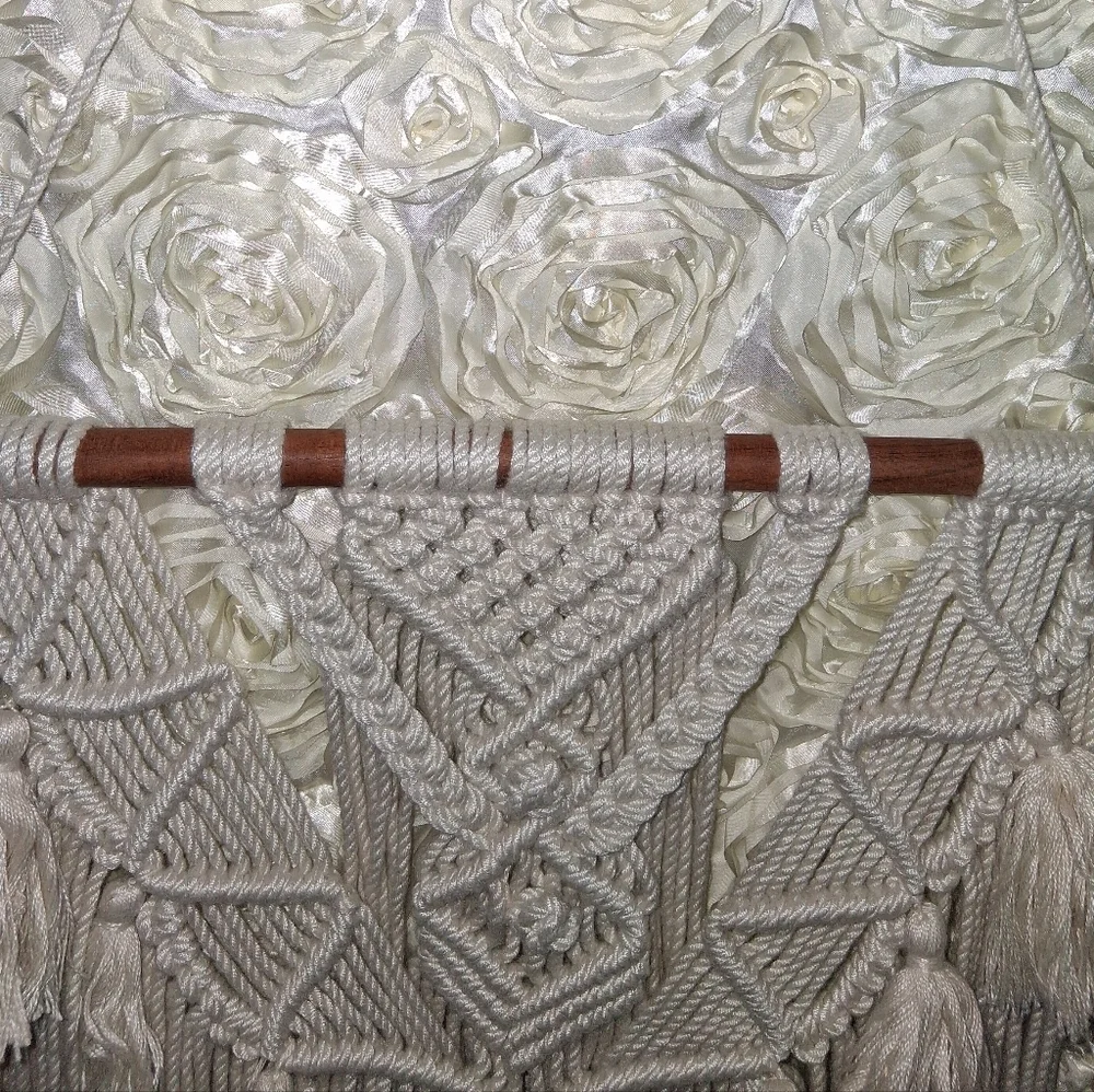 Elegant Gray Macrame Wall Hanging
